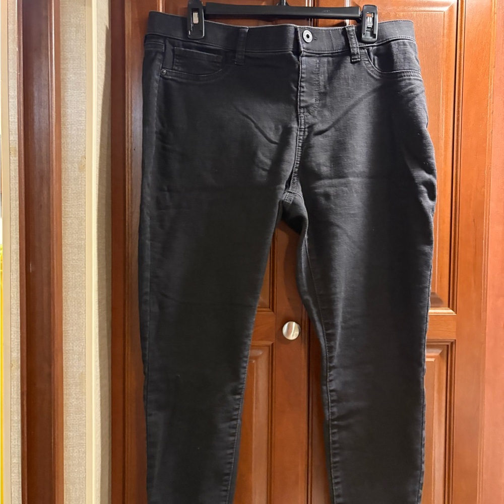 Style & Co. Women's Skinny Jeans - Black